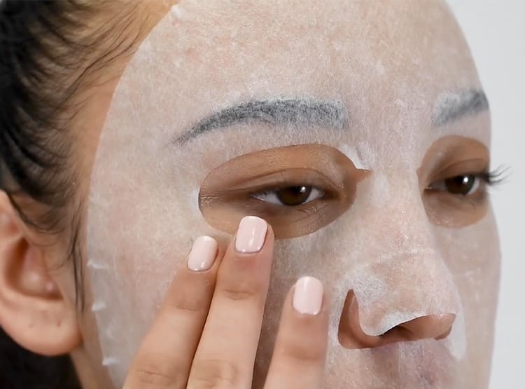 MOISTURISING MASK2