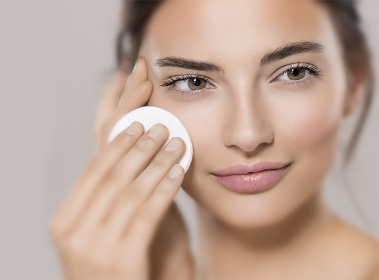 SOLUCION MICELAR LIMPIADORA 300 ML 3 EN 13