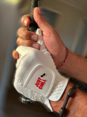 GUANTE HOMBRE DE BLANCO JC ROJO