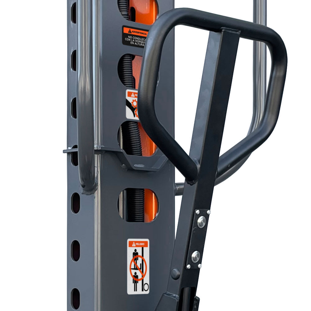 MONTACARGA SEMI ELÉCTRICO BASE EUROPEA3