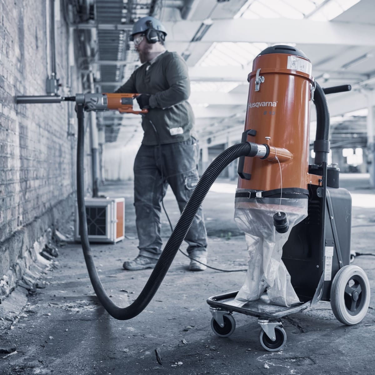 Aspiradora industrial HEPA Husqvarna S135