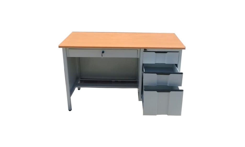 Escritorio Metálico 1.20mt1