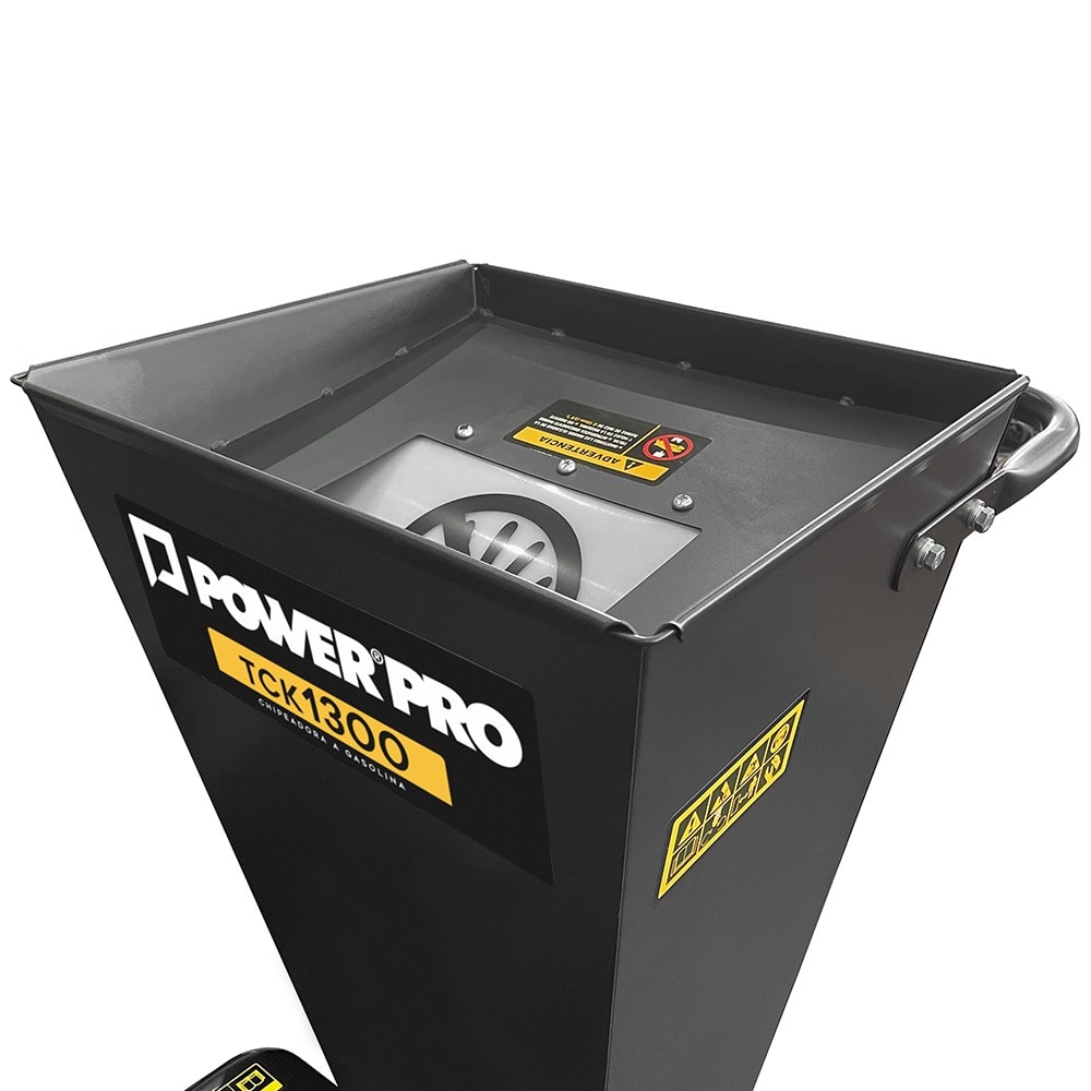 CHIPEADORA MADERA A GASOLINA 15 HP4