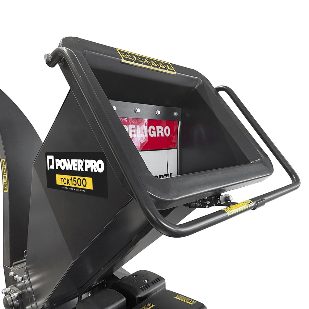 CHIPEADORA MADERA A GASOLINA 15 HP TCK15003
