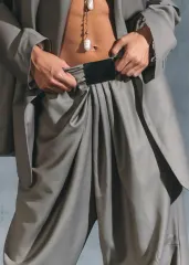 Pantalón drapeado