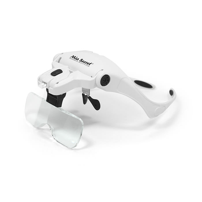 MAGNIFER GLASSES2