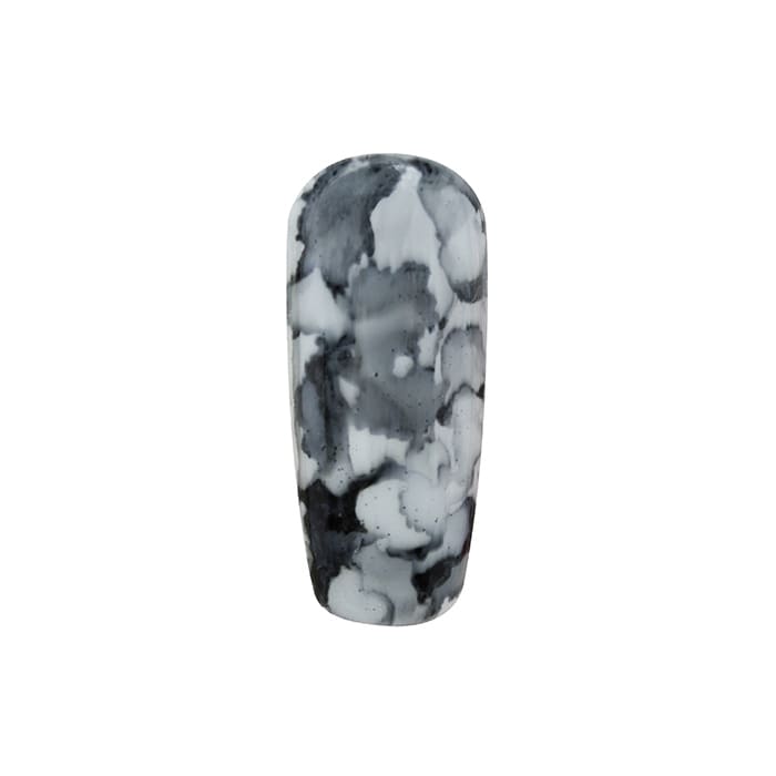 BLACK MARBLE NAIL POLISH1