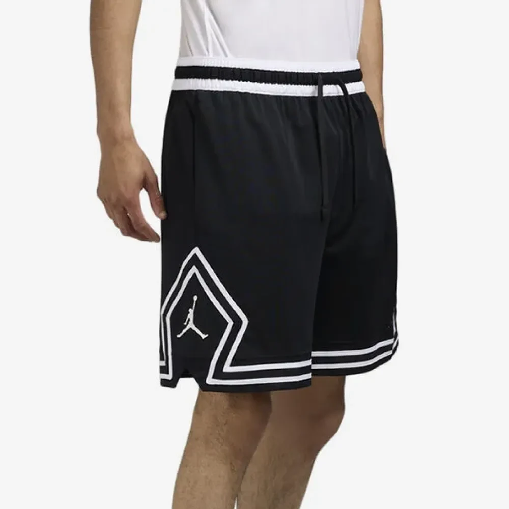 SHORT JORDAN DIAMON NEGRO - HF9910-0101