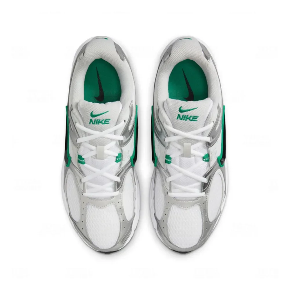 ZAPATILLA NIKE V5 RNR - HJ5228-1004