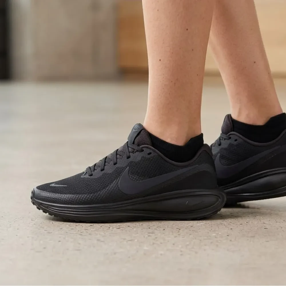 ZAPATILLA NIKE REVOLUTION 8 - HJ8485-0027