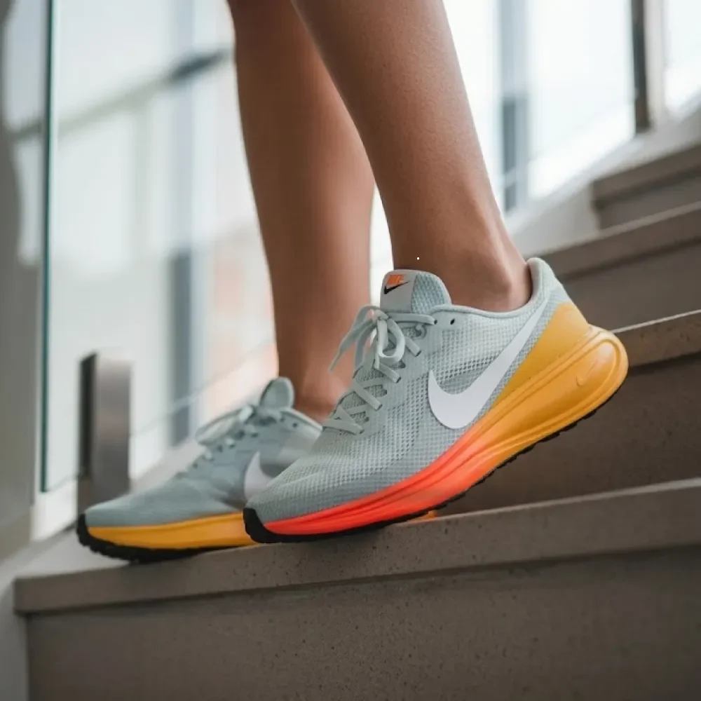 ZAPATILLA NIKE REVOLUTION 8 - HJ9198-1046