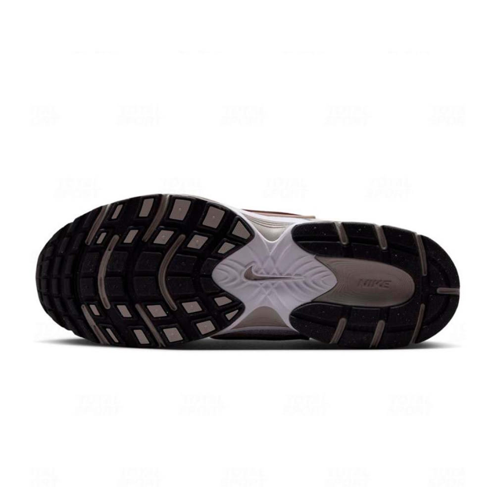 ZAPATILLA NIKE V5 RNR - IW1243-1003