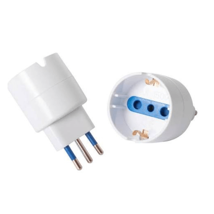 Adaptador de enchufe schuko1