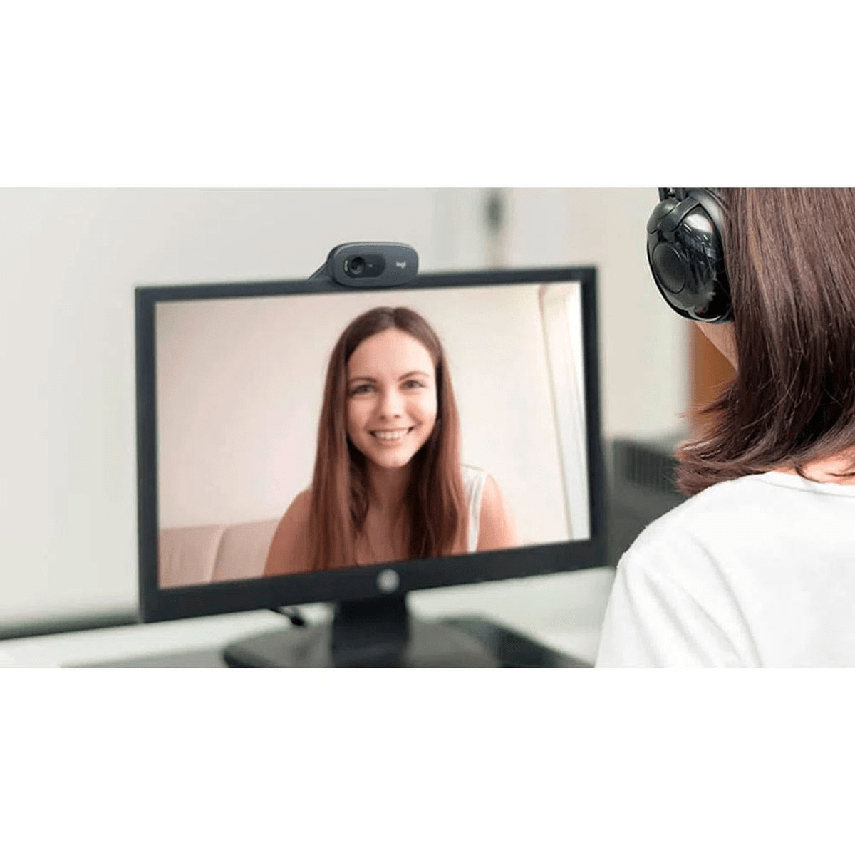 Cámara Web Logitech C270 Negro - HD 720p, Micrófono con Reducción de Ruido y USB6