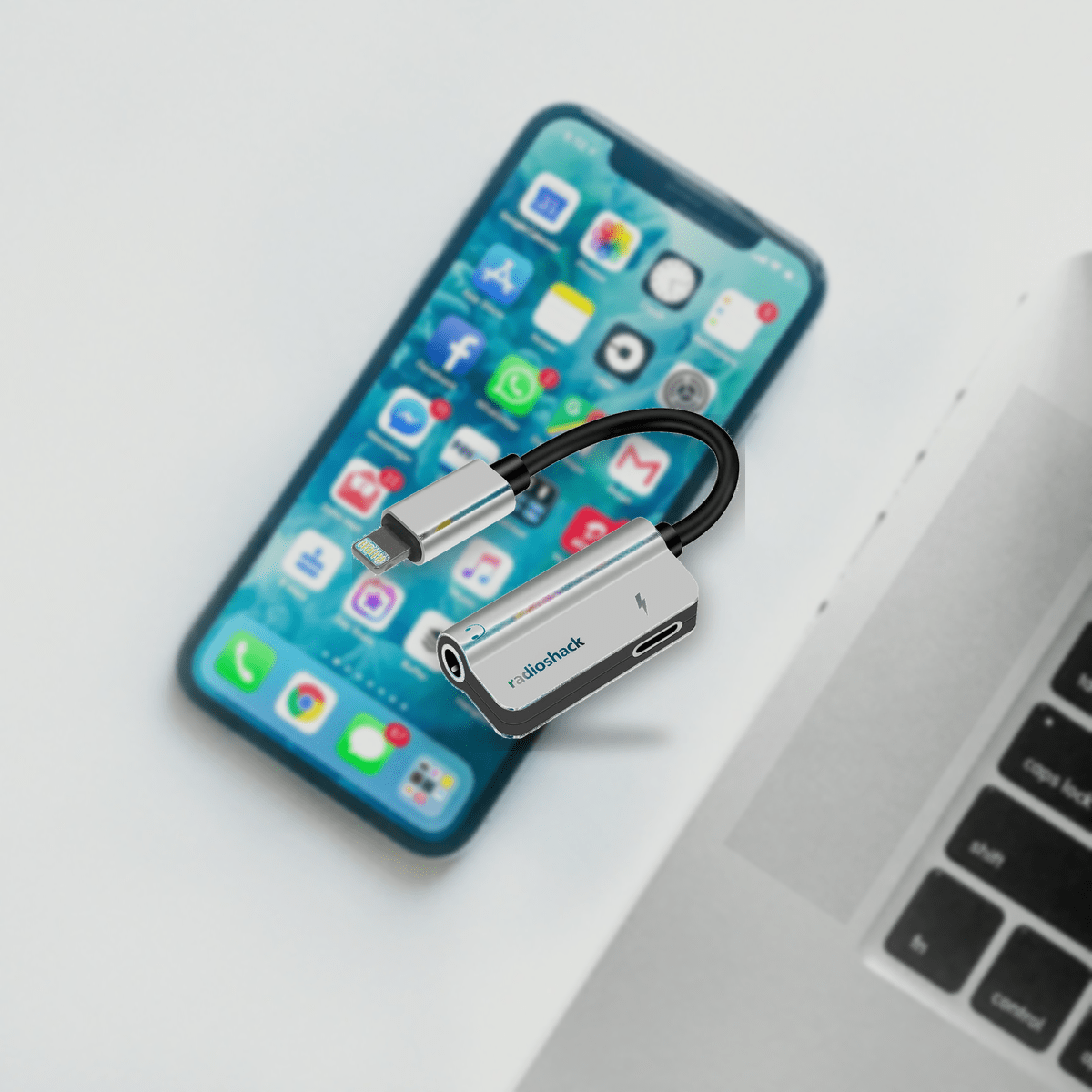 Adaptador RadioShack Lightning a 3.5 mm Gris - Escucha y Carga Simultánea6