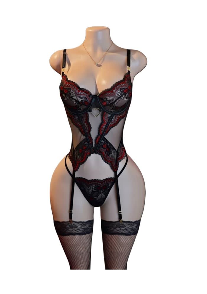 Corset Lencería Sexy Encaje Y Tul Con Aro Y Medias Malla3