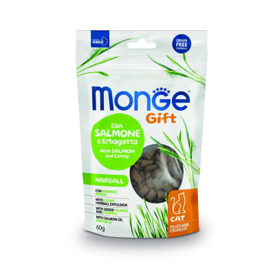 MONGE GIFT FILLED AND CRUNCHY HAIRBALL CAT SALMON Y CATNIP1