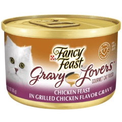 LATA FANCY FEAST CASSEROLE POLLO