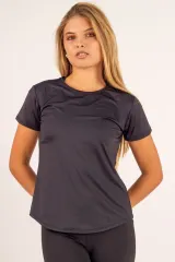 Maia Tee Negro