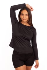Alcyone Long Sleeve Tee Negro - Cuello ojal