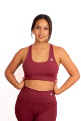 Lyra Top Guinda
