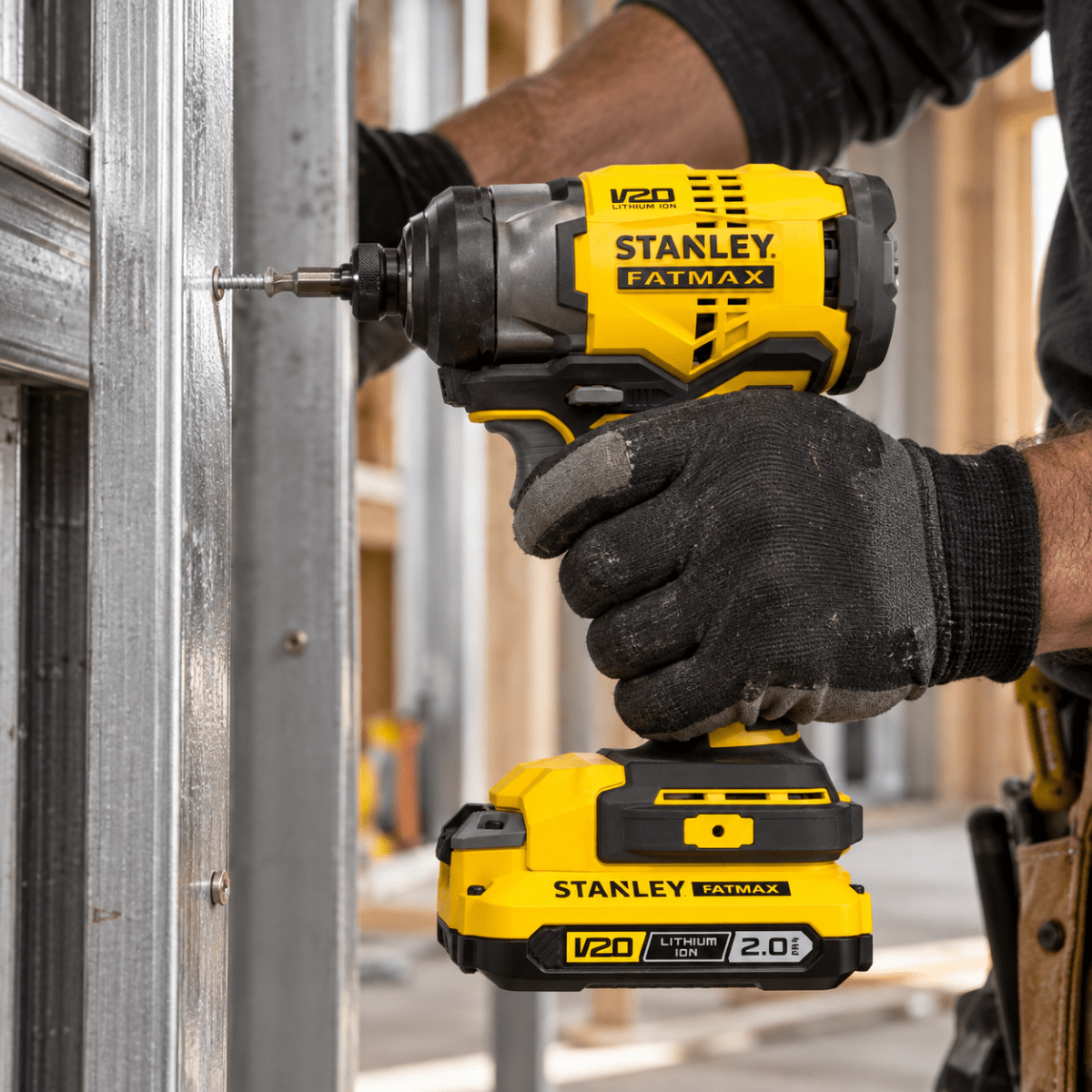 Atornillador de Impacto Inalámbrico Stanley 20V Brushless con 2 Baterías3