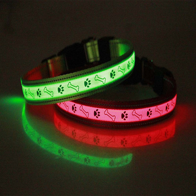 Collar huesitos luminosos Collar huesitos luminosos