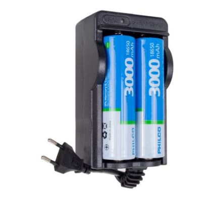 Cargador Pilas 18650 + 2 Pilas 18650 3000mah Philco Cargador Pilas 18650 + 2 Pilas 18650 3000mah Philco