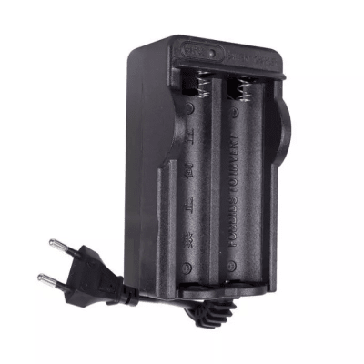 Cargador pila linterna Charger1