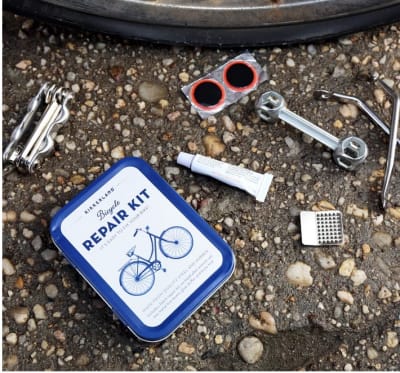 Kit Reparación Bicicleta Kikkerland Kit Reparación Bicicleta Kikkerland