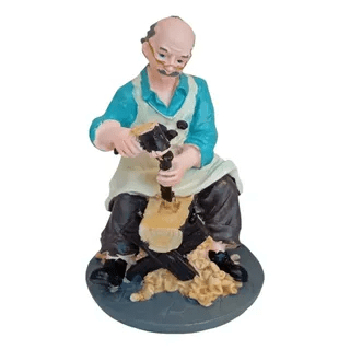Figura Abuelo Tallador1