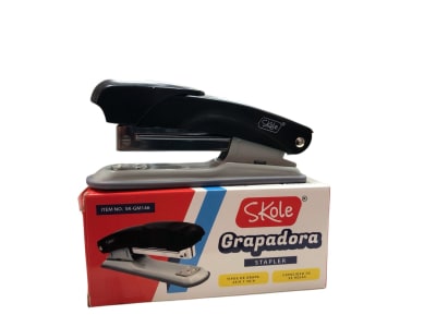 Corchetera 25 hojas Skole GM146