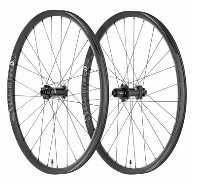 Par Ruedas Enduro-S 101 Hubs 28h 15x110/12x148/HG Par Ruedas Enduro-S 101 Hubs 28h 15x110/12x148/HG
