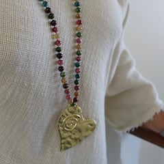 COLLAR ANUDADO MULTICOLOR