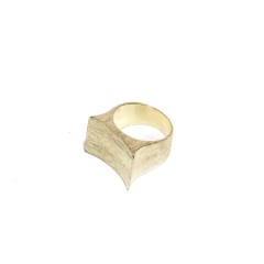 ANILLO BAÑO DE ORO CÓNCAVO