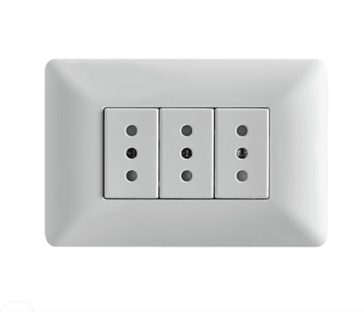 Enchufe Triple Blanco SEC (2918)1
