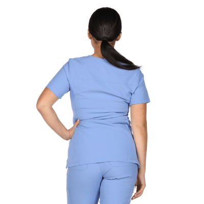 POLERA CLINICA MUJER MOMENTUM 5002 CELESTE
