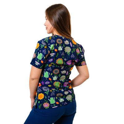 POLERA CLINICA MUJER ESTAMPADA GREEN TOWN 500V 1536NV