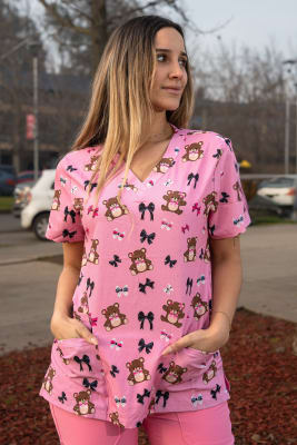 POLERA CLINICA MUJER ESTAMPADA GREEN TOWN 500V 1971PK