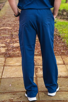 PANTALON CLINICO HOMBRE MOMENTUM 5891 AZUL MARINO