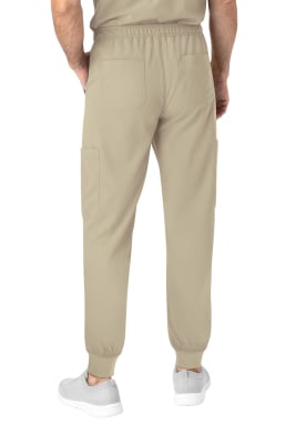 PANTALON CLINICO HOMBRE MOMENTUM 5892 CAFÉ CLARO