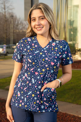 POLERA ESTAMPADA PROPS NAVY MUJER GLOBAL
