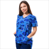 POLERA CLINICA MUJER ESTAMPADA GREEN TOWN 500V 1573BL1