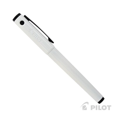 PLUMA FUENTE PILOT EXPLORER BLANCO