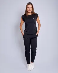 Blusa Orbit Negra + Pantalon Jupiter Negro