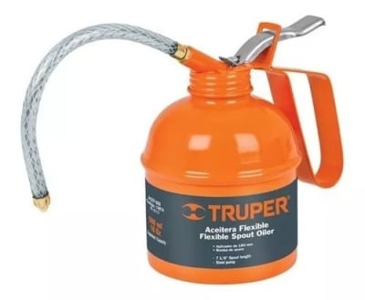 Aceitera Manual Truper 180ml 6 oz ACEF-180 Manguera Flexible