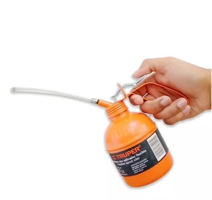 Aceitera Manual De 500 Cc 16 Oz Manguera Flexible Truper4