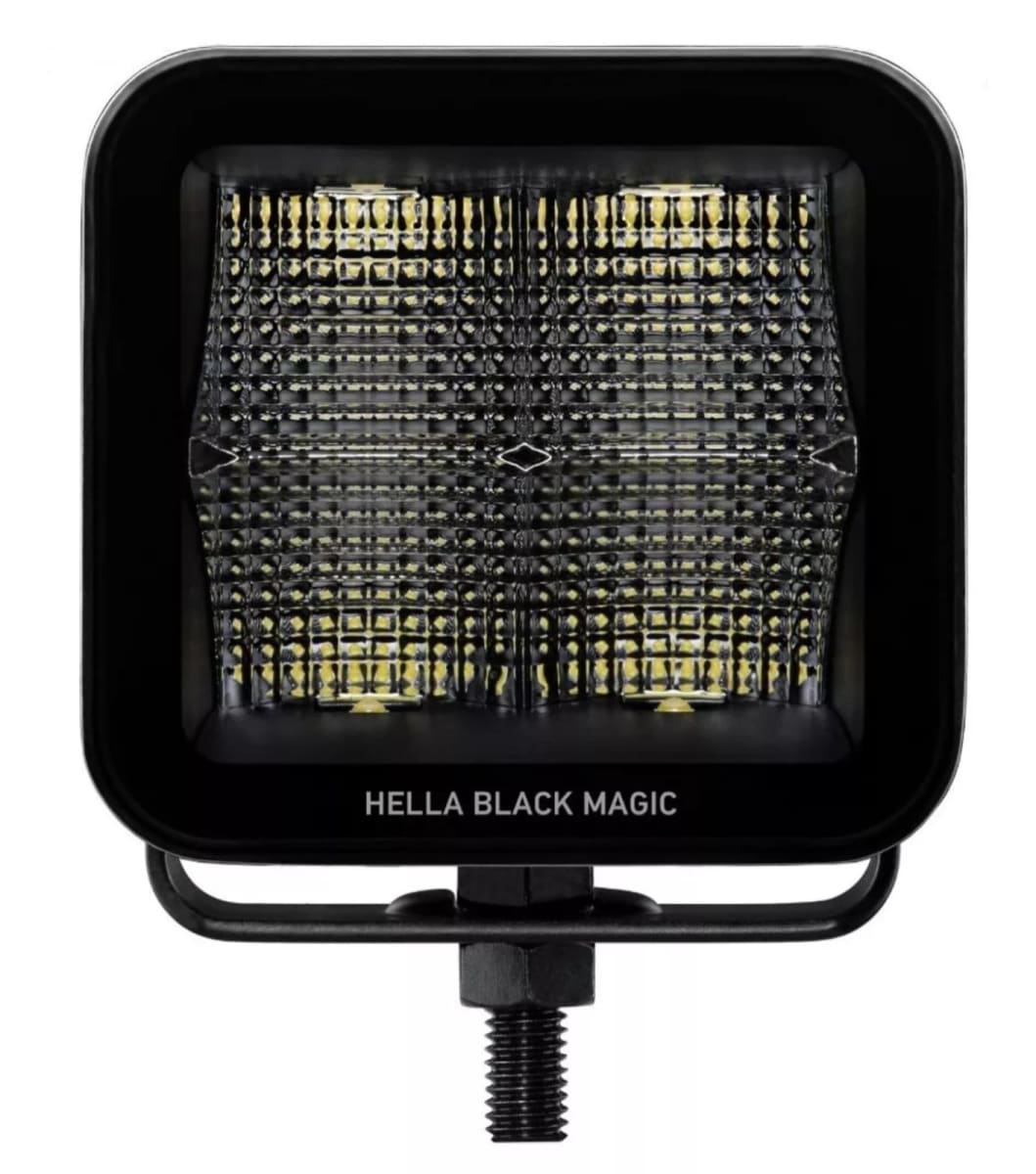 Kit Foco Neblinero Led Hella Black Magic Cubo 3.2 SPOT5