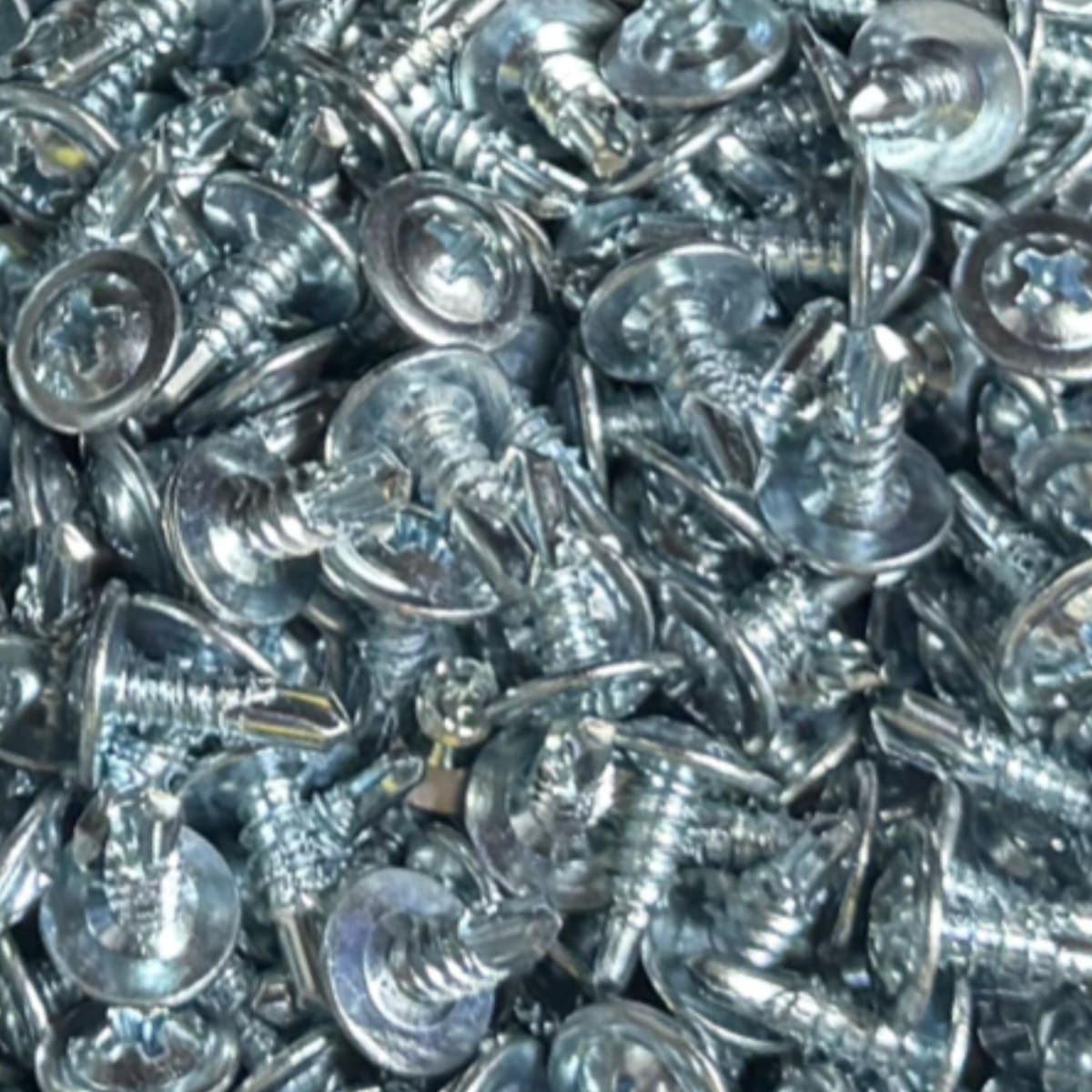 CAJA TORNILLO 16.000 UND TRUSS 8x1/2 PUNTA BROCA LENTEJA GRANEL3