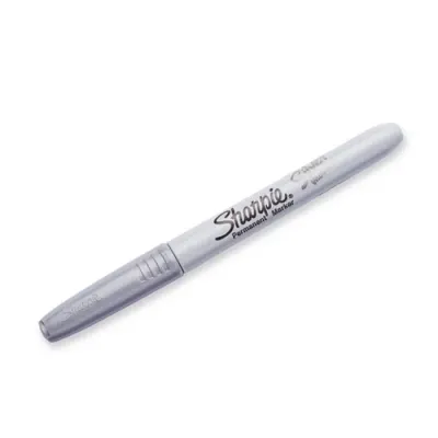 Marcador Plateado Punta Fina Multiuso Sharpie1